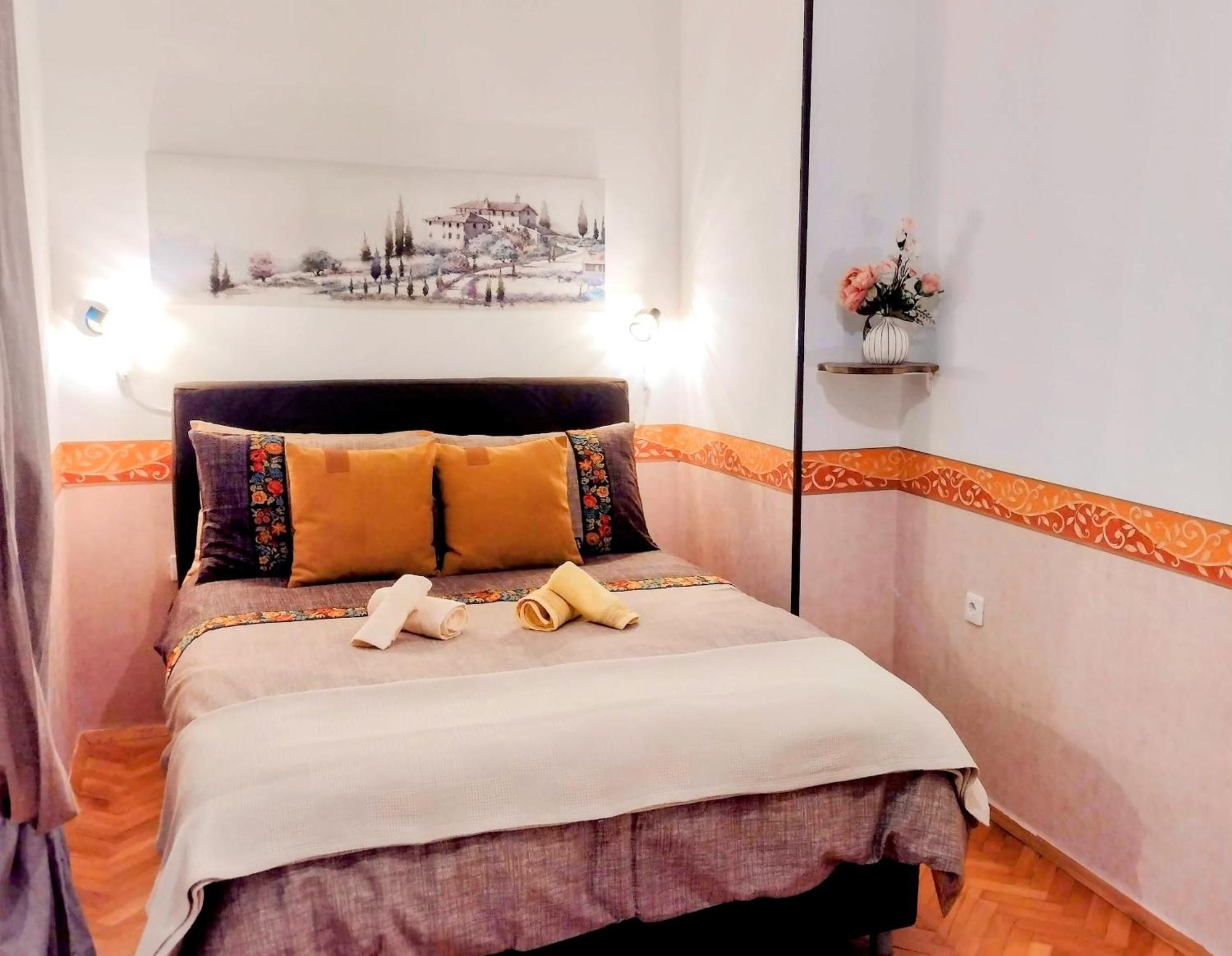 Apartemen Romantic Bijoux In *